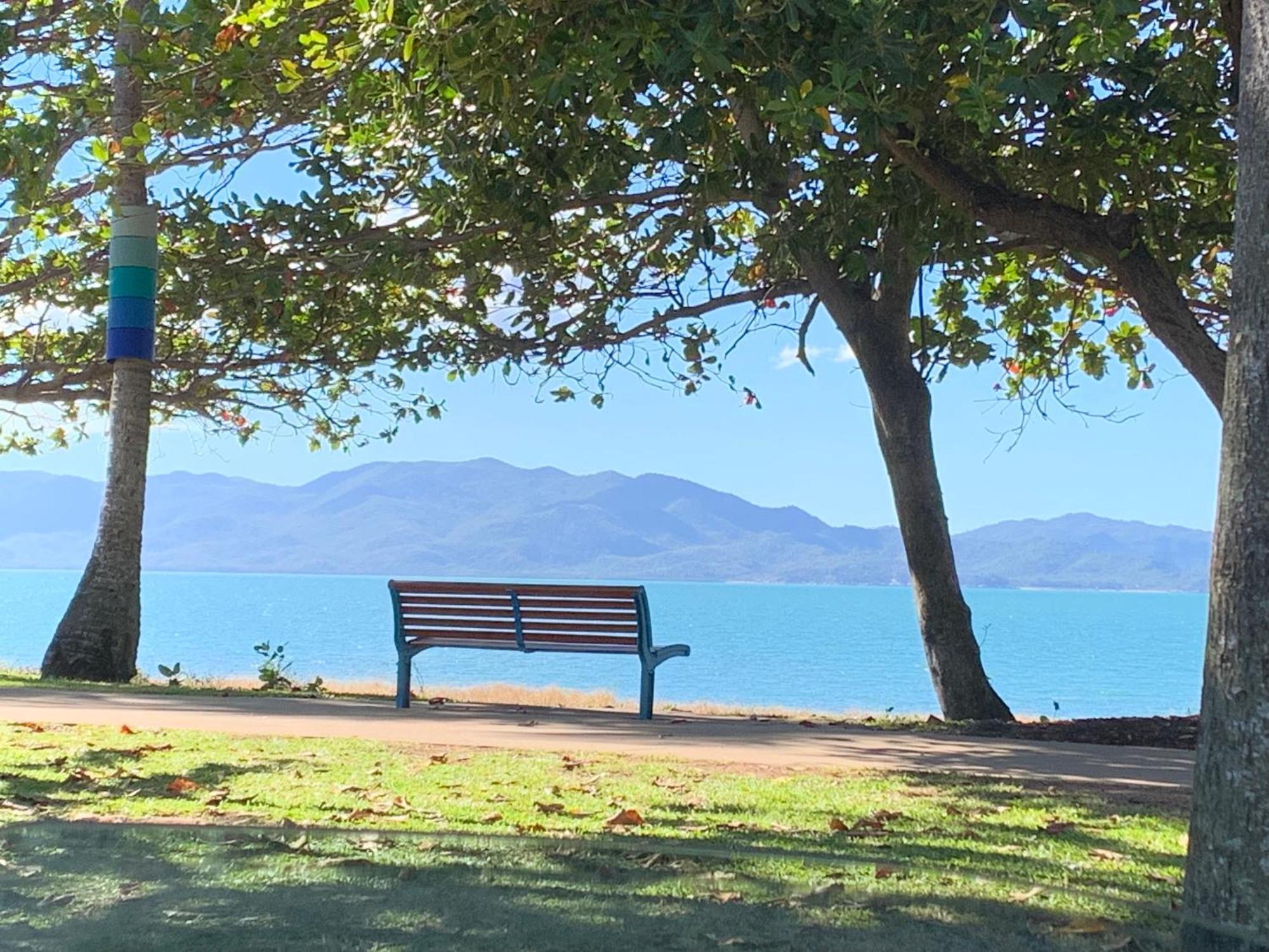 Shambhala Retreat Magnetic Island Cottages Nelly Bay Exteriér fotografie
