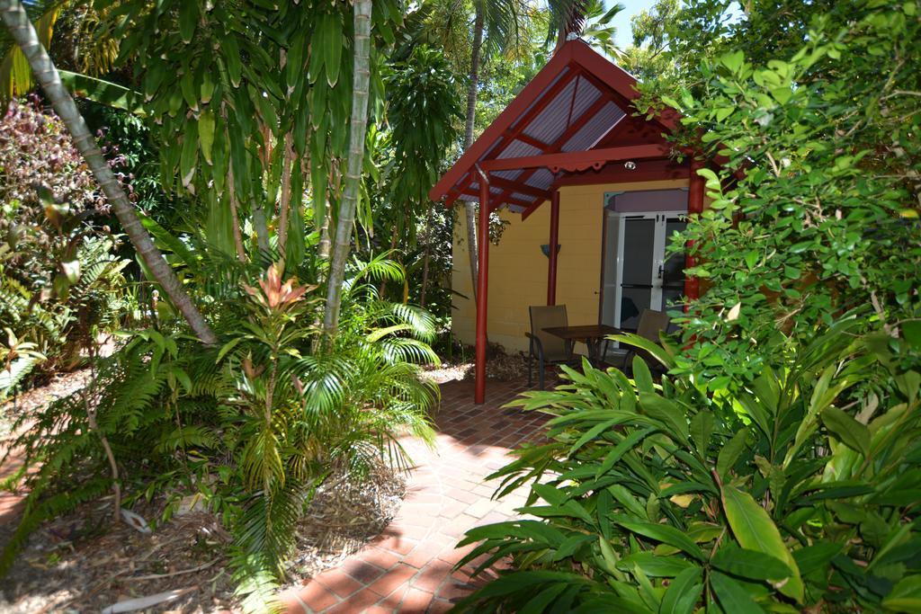 Shambhala Retreat Magnetic Island Cottages Nelly Bay Exteriér fotografie